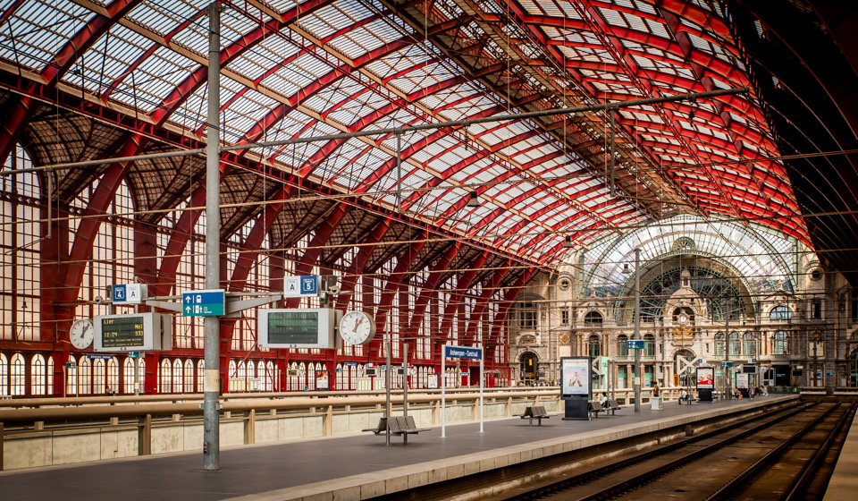 Bahnhof Antwerpen-Centraal