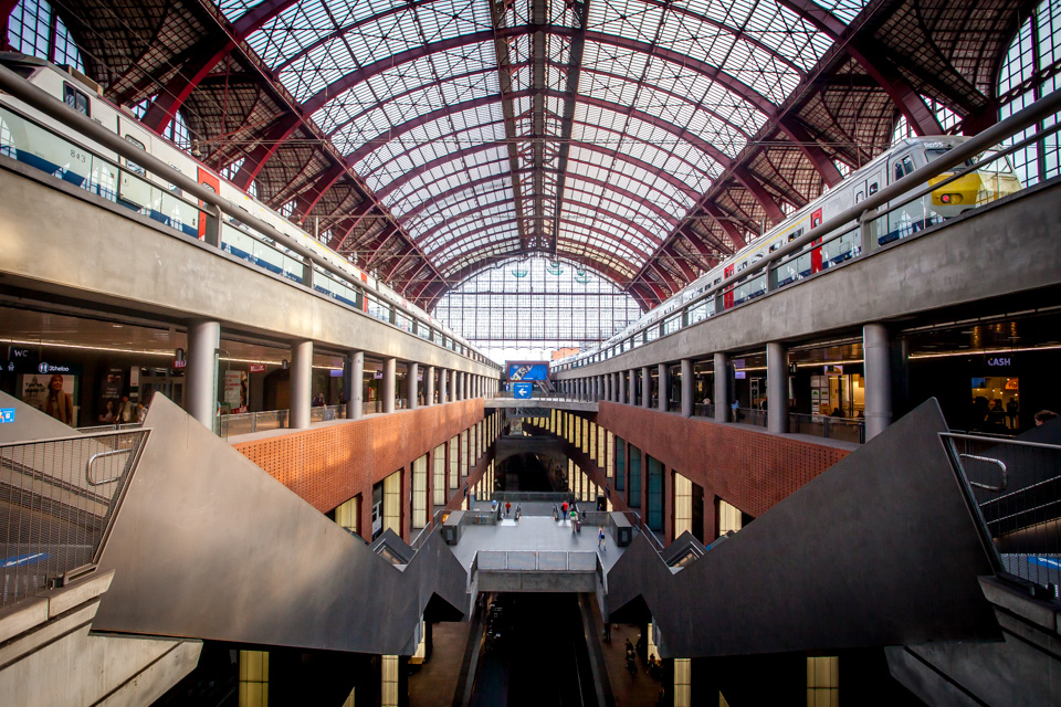 Bahnhof Antwerpen-Centraal