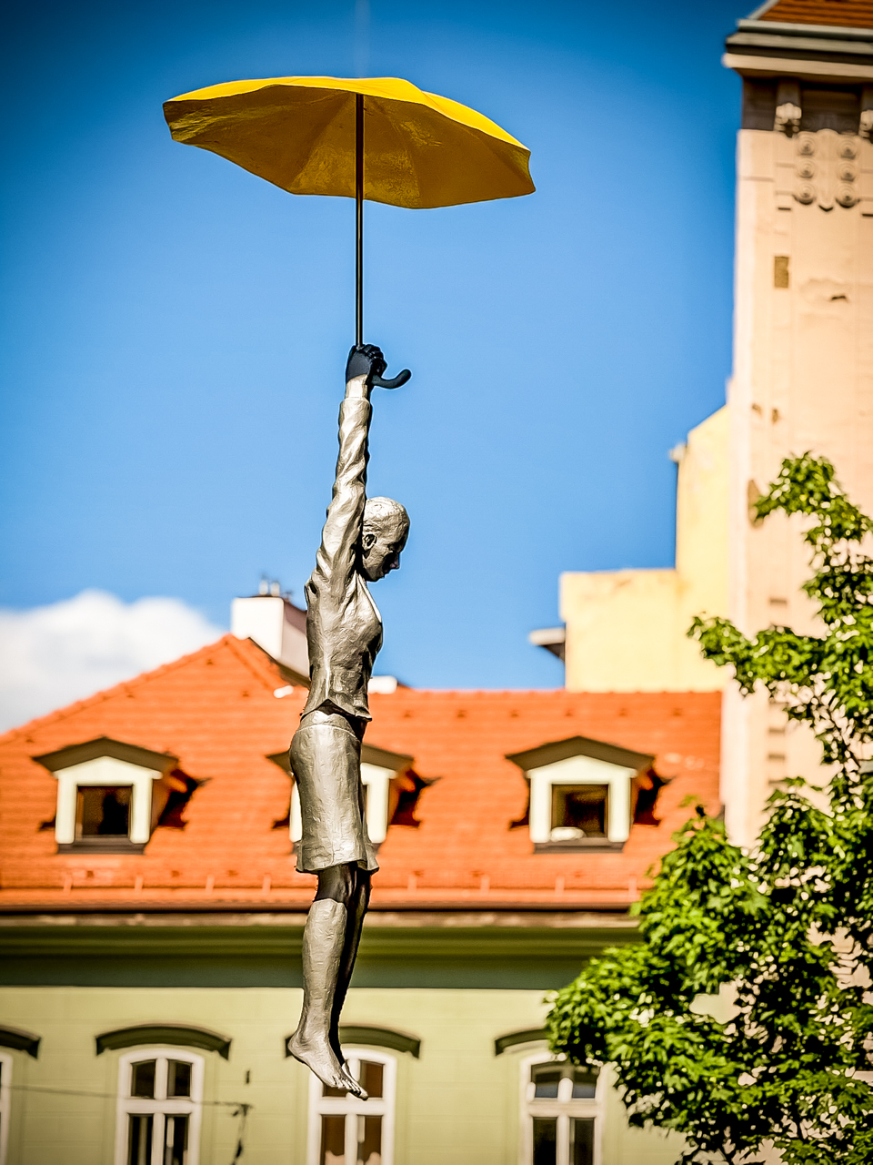 PRAG IMG