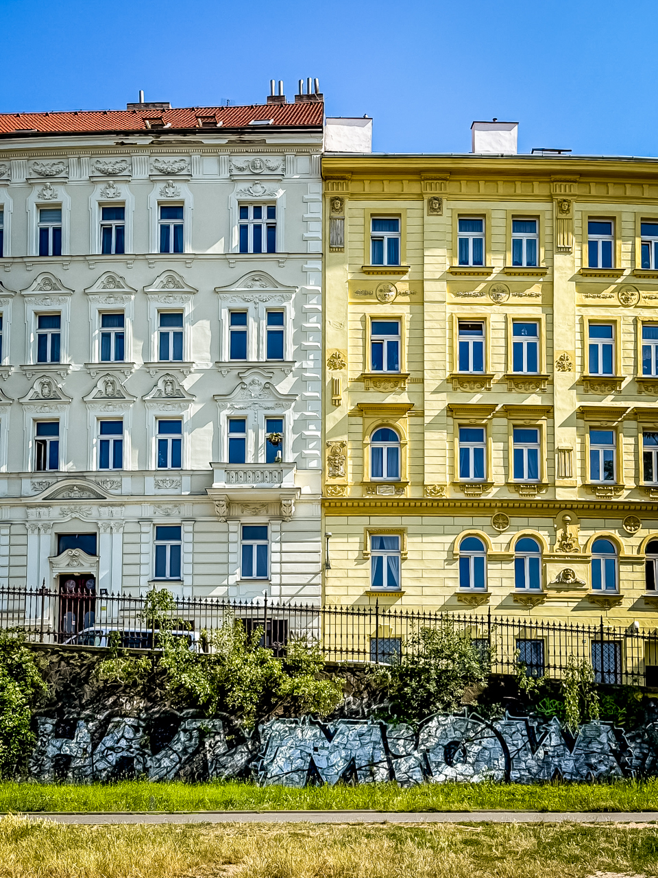PRAG IMG